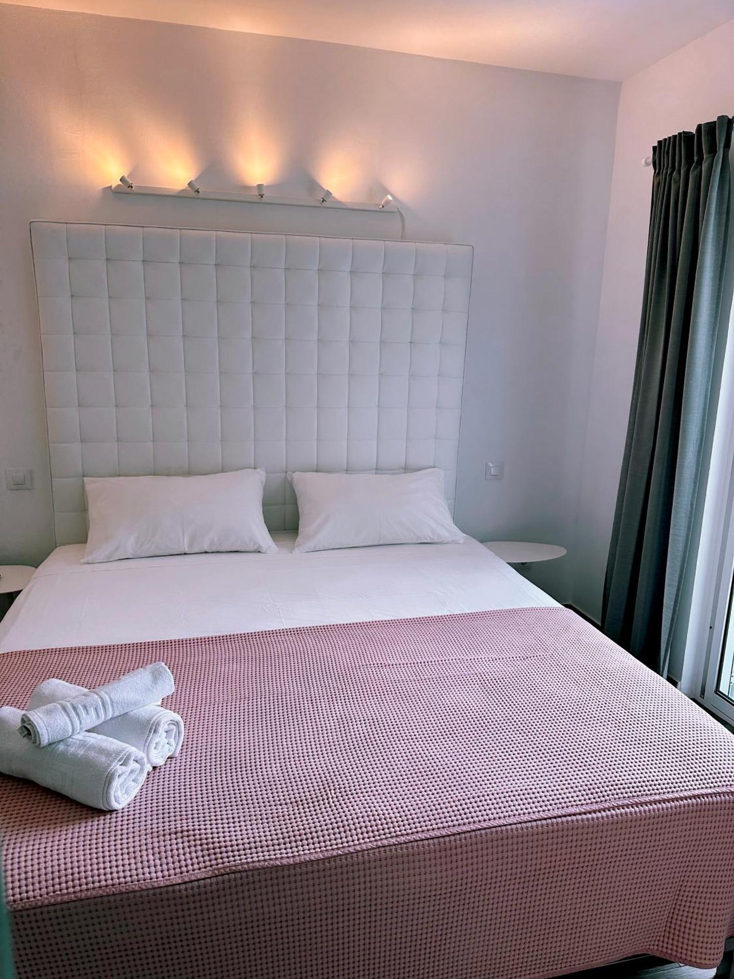 Bhc Boutique Hostal Cala Millor Кала Милор Екстериор снимка